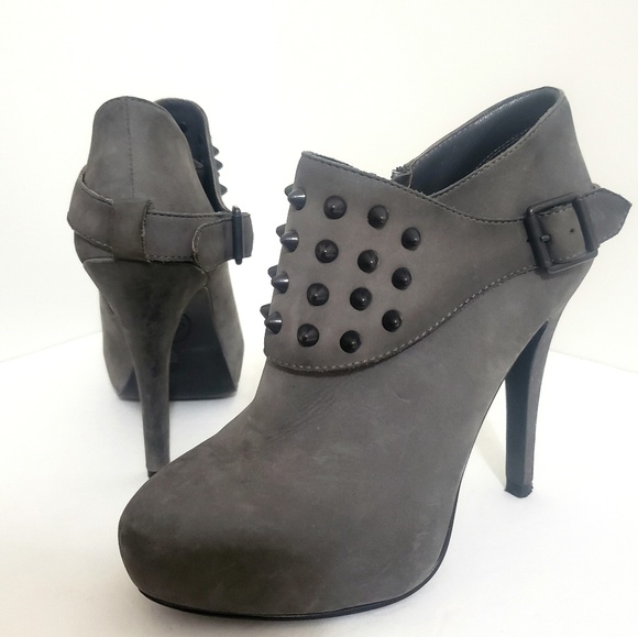ASH Grey Platform Heels with Spikes - Picture 2 of 8